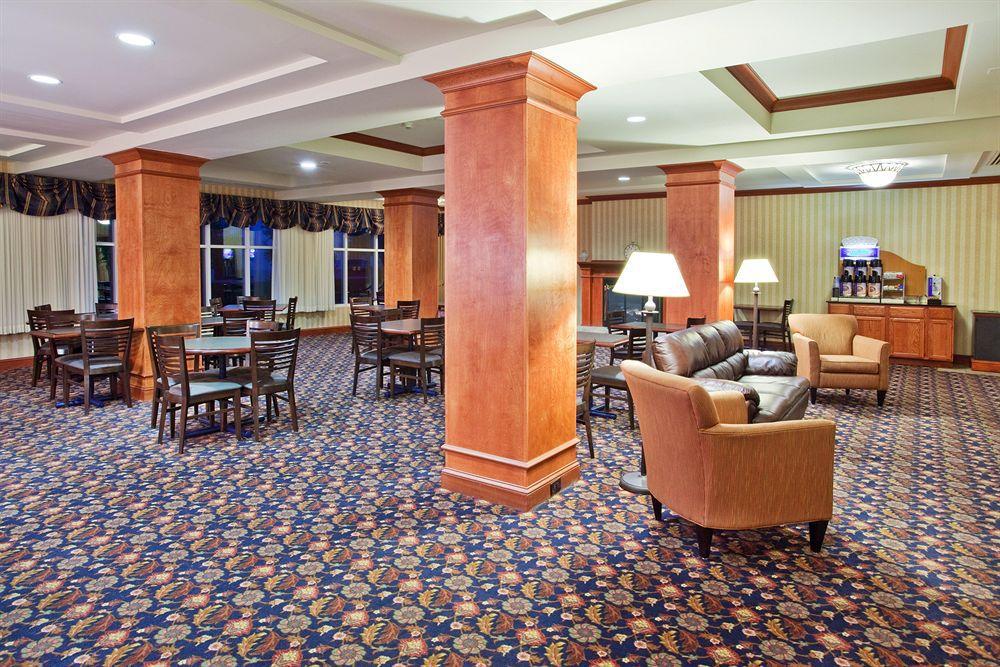 Holiday Inn Express Hotel & Suites Grand Rapids-North By Ihg Уолкер Экстерьер фото