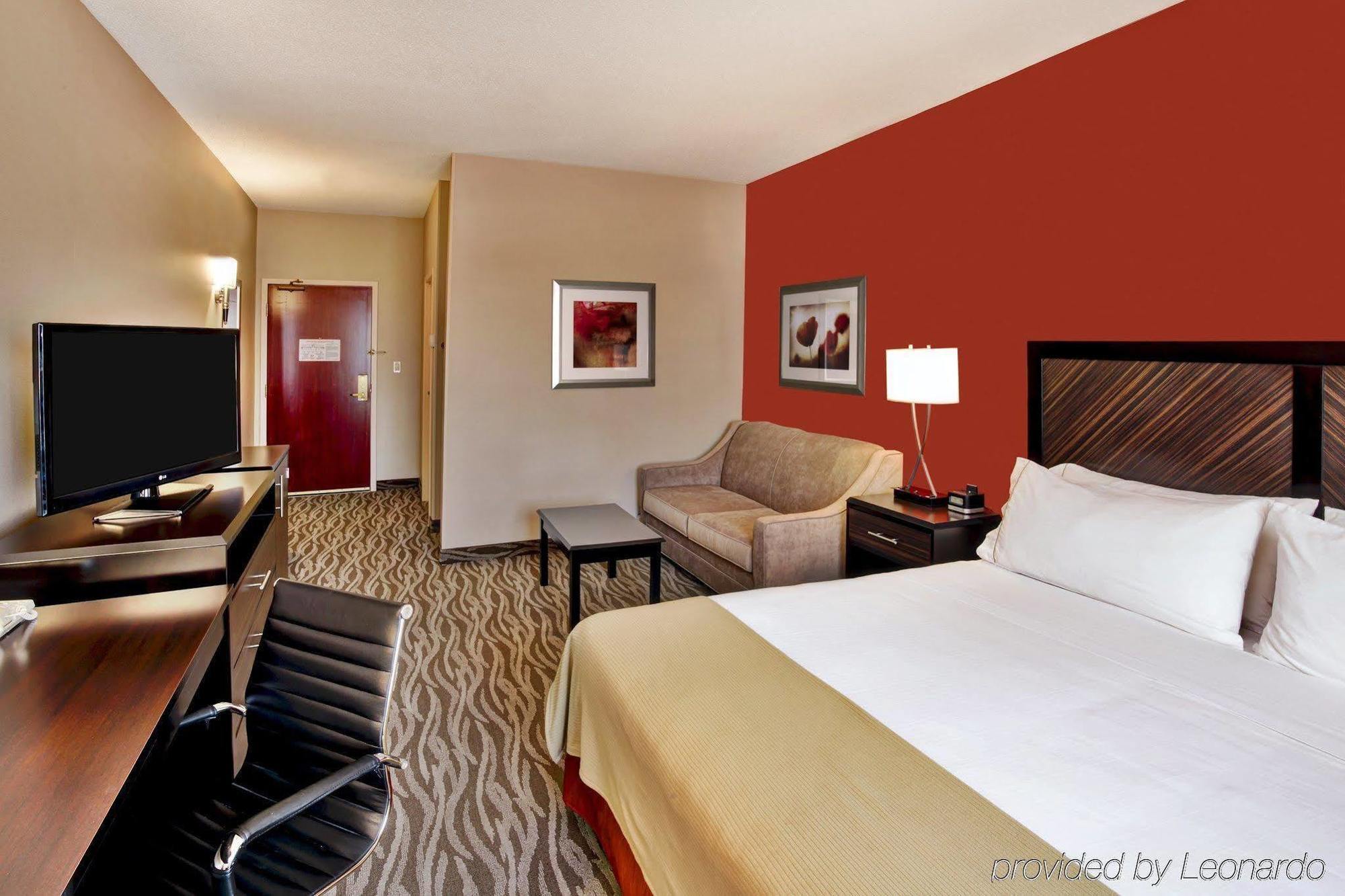 Holiday Inn Express Hotel & Suites Grand Rapids-North By Ihg Уолкер Экстерьер фото